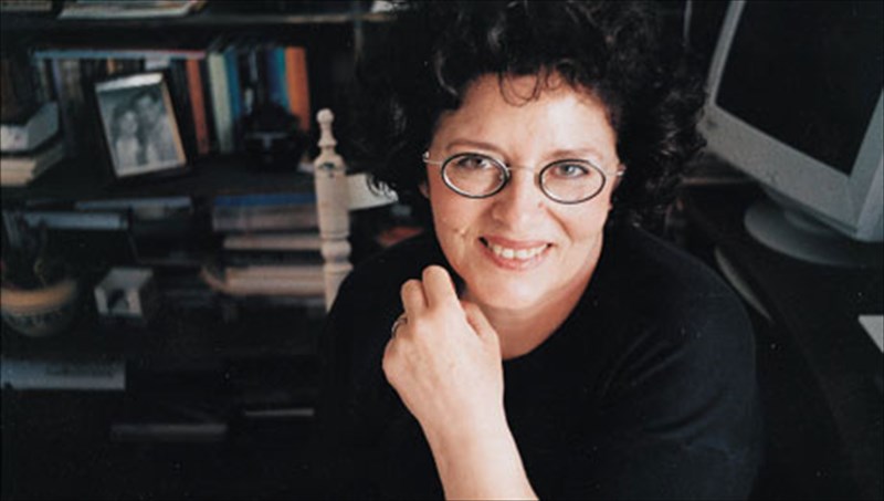 eugenia-fakinou-zoume-2-xronia-me-imerominies-sto-rafi-auto-prepei-na-teleiosei-xronia-me-imerominies-sto-rafi-auto-prepei-na-teleiosei