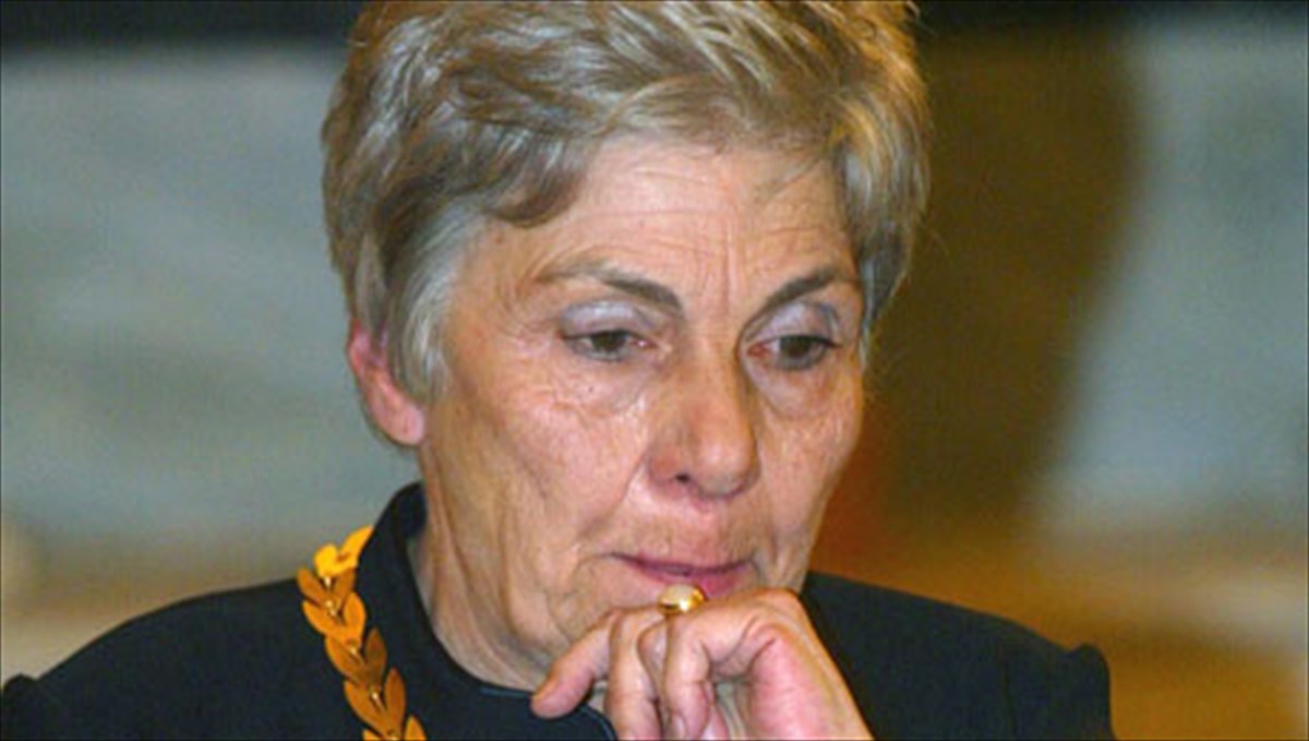 afieroma-sta-60-xronia-tis-kikis-dimoula