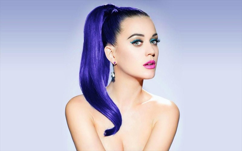 oi-star-psifizoun-xilari-sto-ntimpeit-klinton-tramp