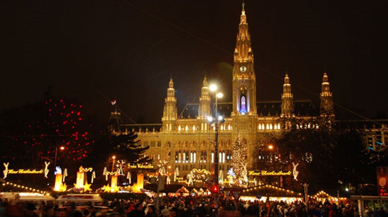 bienni-anoigei-to-xristougenniatiko-xorio