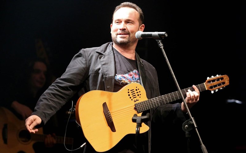 o-kostas-makedonas-ston-iano