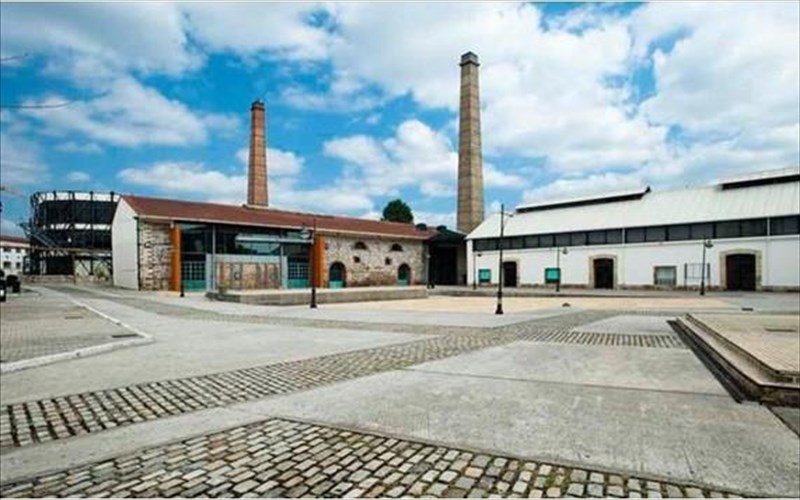 mia-kuriaki-gia-oli-tin-oikogeneia-stintexnopoli