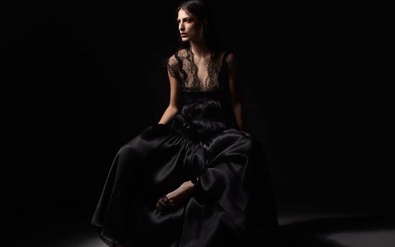 ena-fashion-show-kai-mia-ekthesi-fotografias-gia-ta-50-xronia-atelier-loukia