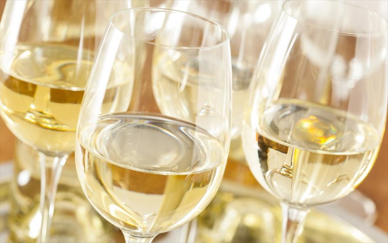 xartis-ton-geuseon-to-limani-tis-thessalonikis-etoimazetai-na-gemisei-krasi