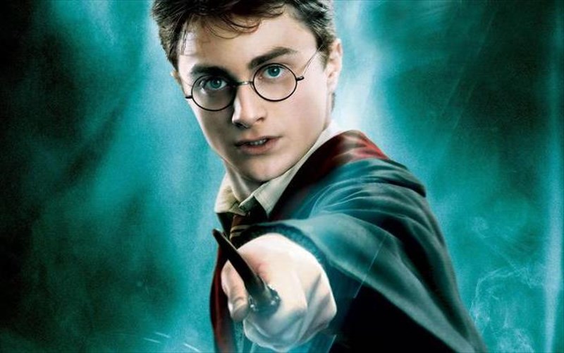 ginomaste-xari-poter-me-pente-online-ksorkia-apo-tin-amazon