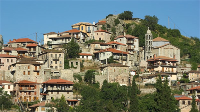 oreini-arkadia-gia-tetraimero-kai-oxi-mono