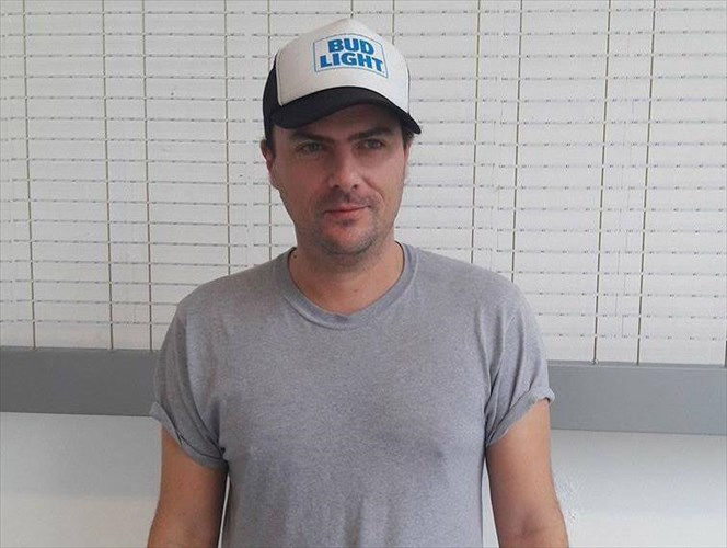 o-stefanos-papagkikas-mas-eksigei-pos-to-plissken-egine-to-dimofilestero-mousiko-festibal