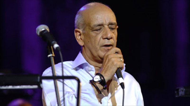 efuge-o-dimitris-mitropanos-dimitris-mitropanos