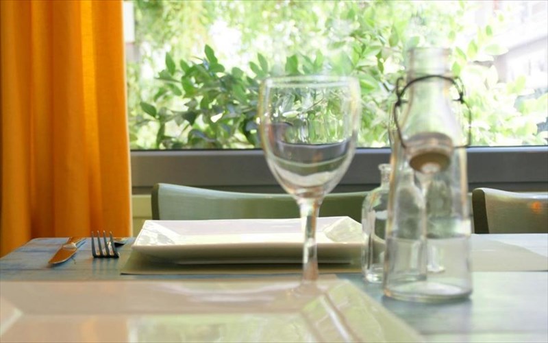 rififi-me-ton-gianni-oikonomidi-kai-suntages-ekpliksi