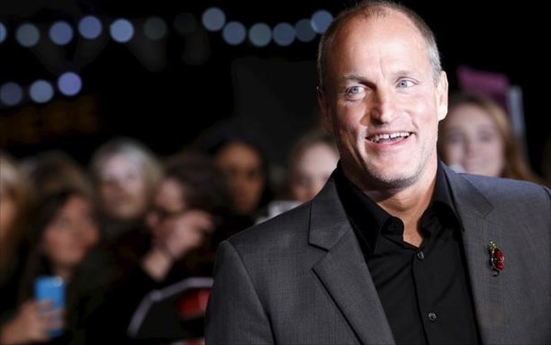 o-woody-harrelson-etoimazetai-gia-tin-proti-tainia-se-zontani-metadosi