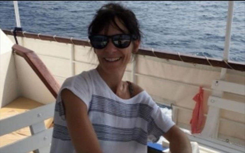 pethane-i-dr-rachel-owen-kallitexnis-kai-suntrofos-tou-thom-yorke-dr-rachel-owen-kallitexnis-kai-suntrofos-tou-thom-yorke