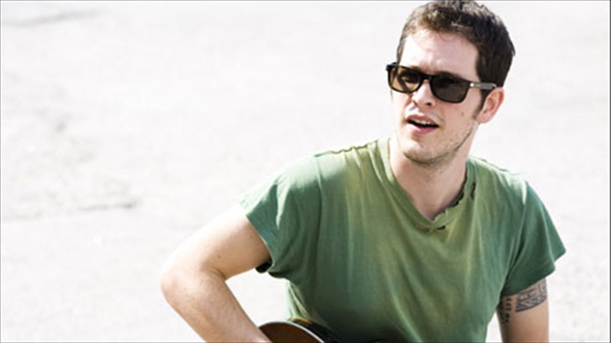 o-leon-me-to-ukulele-tou-sto-gazarte