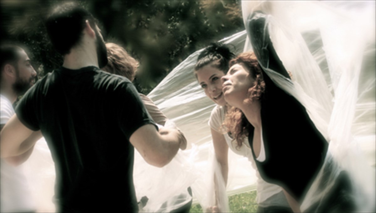 ixni-apo-to-parelthon-sto-idruma-m-kakogiannis