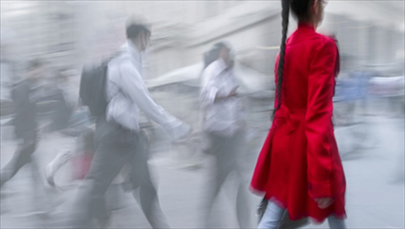 stigmata-apo-to-parelthon-tou-karlos-rouith-thafon