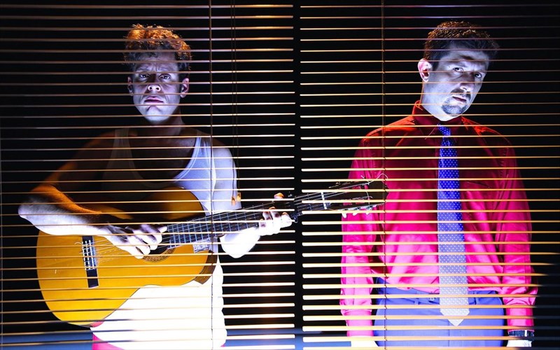 daneio-ksana-auti-ti-fora-sto-gkloria