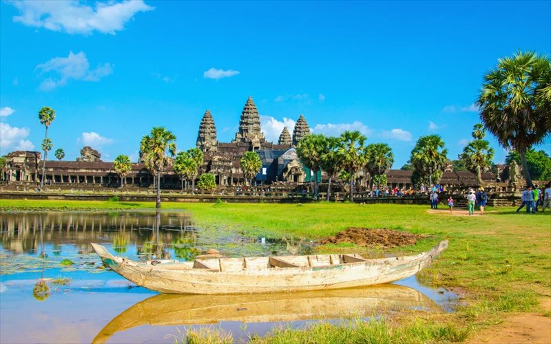 taksidi-stis-pio-oikonomikes-xores-tou-kosmou-gia-to-2017