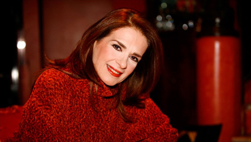 pegku-stathakopoulou-prepei-na-apomakrunthoume-apo-oti-kai-osous-mas-diaftheiroun