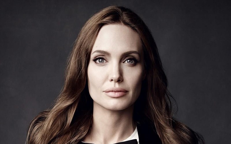 otan-i-angelina-Jolie-pozarei-san-montelo-angelina-Jolie-pozarei-san-montelo