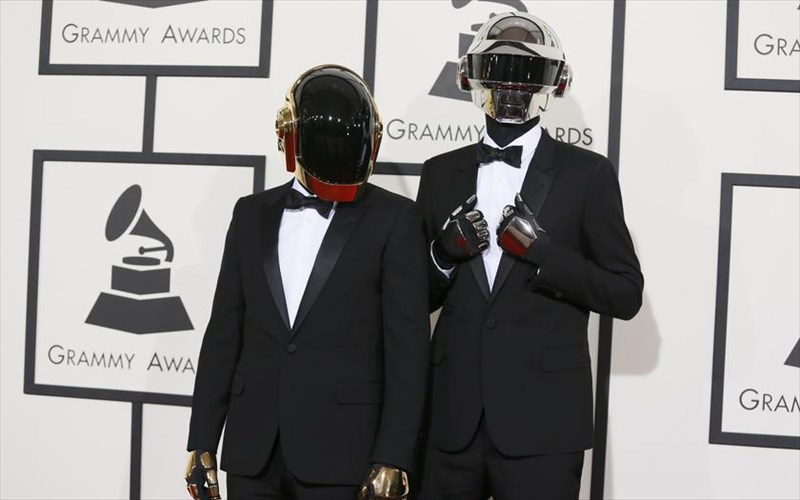epistrofi-stis-zontanes-emfaniseis-gia-tous-daft-punk