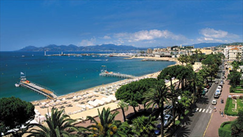 kannes-i-kinimatografiki-basilissa-tis-kuanis-aktis-kinimatografiki-basilissa-tis-kuanis-aktis