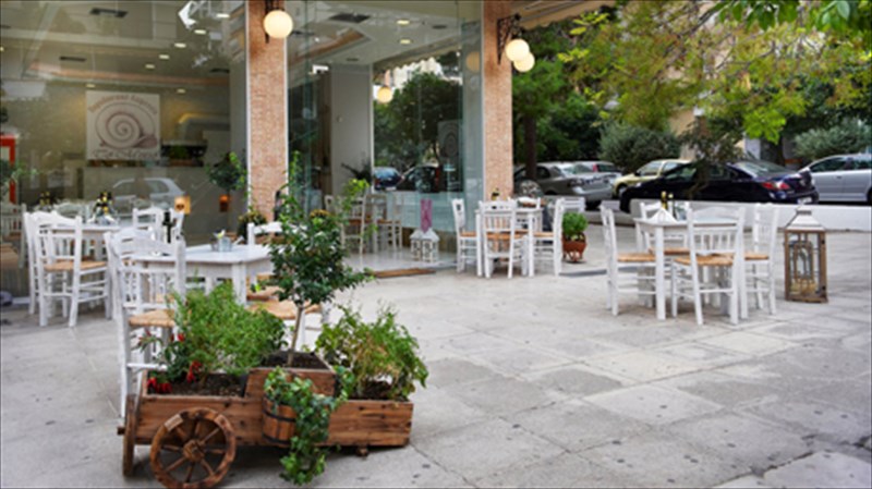 to-mikio-kritiki-kouzina-se-low-budget-ekdoxi