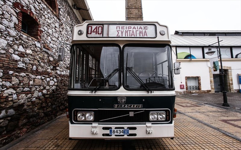 giati-oli-i-poli-suzitaei-gia-tinekthesi-gr80s-stin-texnopoli-video-poli-suzitaei-gia-tinekthesi-gr80s-stin-texnopoli-video