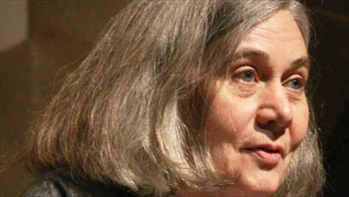 mia-brabeumeni-suggrafeas-sto-megaro-mousikis