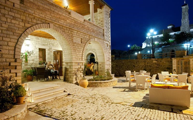 sas-stelnoume-dorean-diakopes-ston-ksenona-nisista-sta-tzoumerka