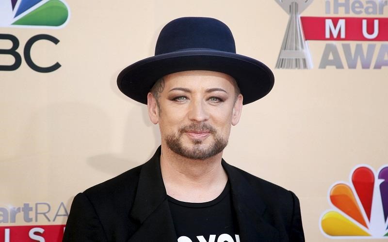 o-boy-george-anoigetai-gia-to-psuxotiko-epeisodio-pou-upesti-kai-ta-narkotika