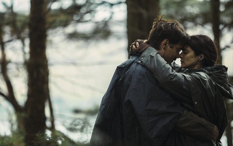 o-astakos-prominuei-ena-akoma-pio-lampro-mellon