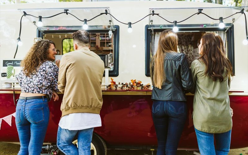 oi-kantines-tis-xoras-mpainoun-se-taksi