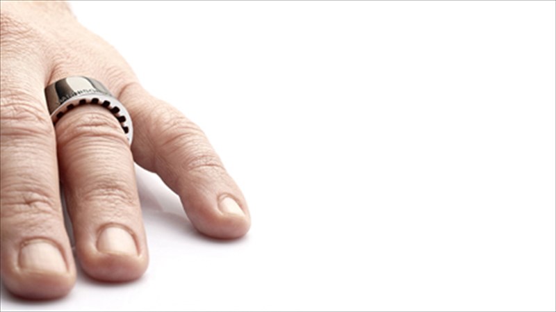 kathimerina-antikeimena-me-empneusi-apo-ti-sugxroni-texni