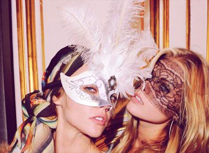 faust-me-poia-events-apoxaireta-ton-febrouario-kai-upodexetai-tin-anoiksi