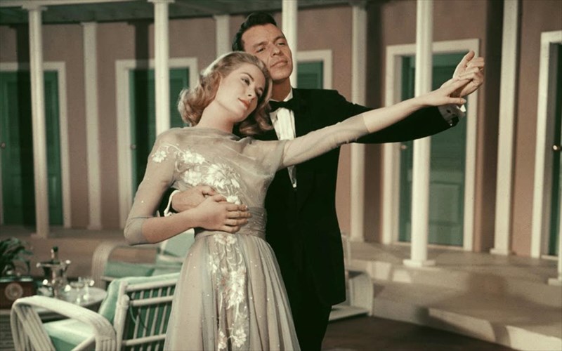 otan-i-grace-kelly-sxediaze-kai-diakosmouse-grace-kelly-sxediaze-kai-diakosmouse