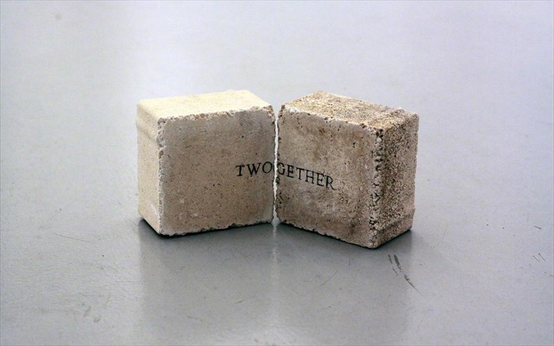 epigrammata-oxto-kallitexnon-eksumnoun-prosopa-ki-empeiries