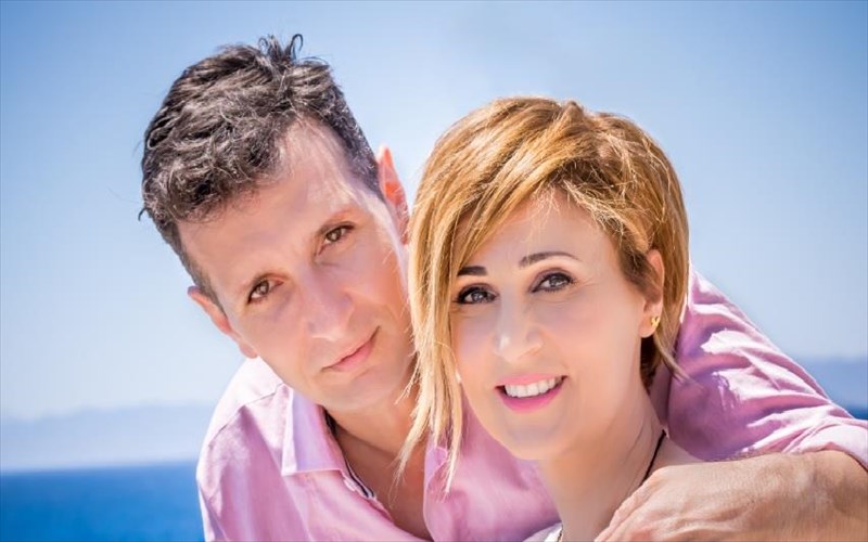 dimitris-mpasis-kai-eleni-peta-gia-treis-emfaniseis-sto-kremlino