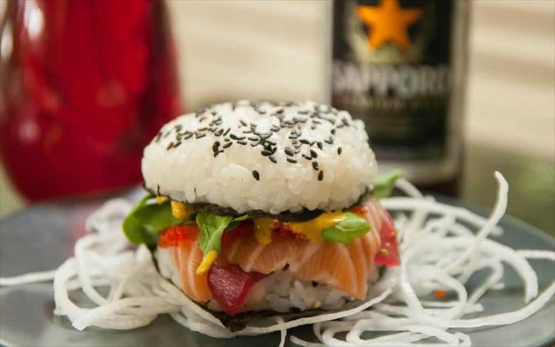 to-sushi-bar-tis-kuriakes-exei-anoiksiatikes-ekptoseis