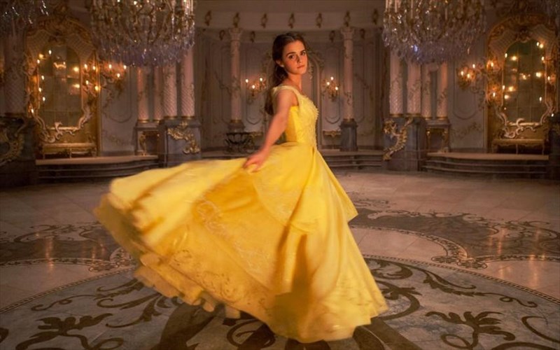 otan-i-pentamorfi-kai-to-teras-kukloforoun-anamesa-mas-pentamorfi-kai-to-teras-kukloforoun-anamesa-mas