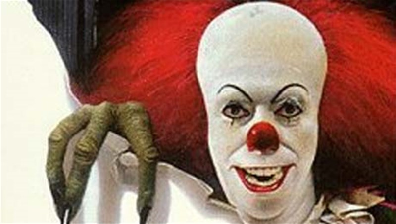 to-auto-tou-stephen-king-sti-megali-othoni