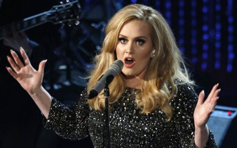 australoi-tis-adele-poulane-authentiko-aera-apo-tis-sunaulies-tis-se-eksofrenikes-times