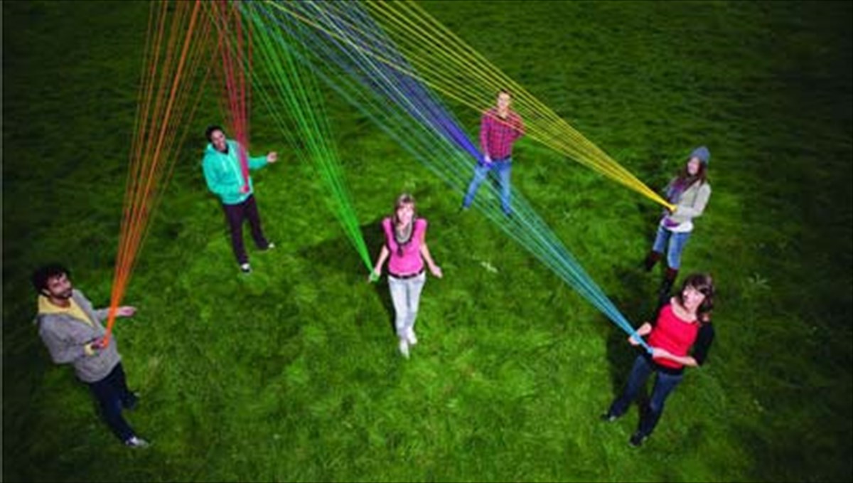 h-athinaanikei-sto-4o-athens-fringe-festival