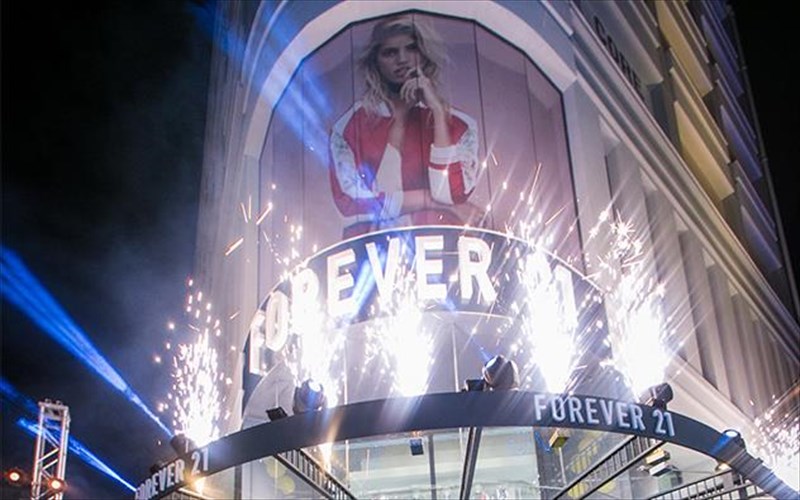 anoikse-to-proto-forever-21-stin-athina