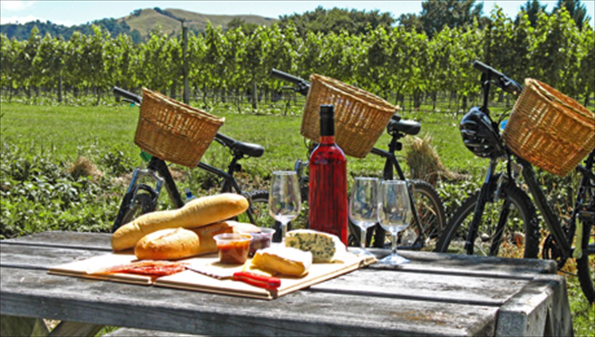 filosofia-kai-ithiki-mias-allis-epikoinonias