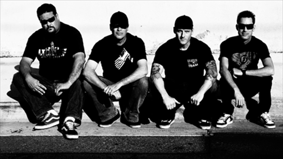 oi-punk-pennywise-gia-proti-fora-stin-ellada