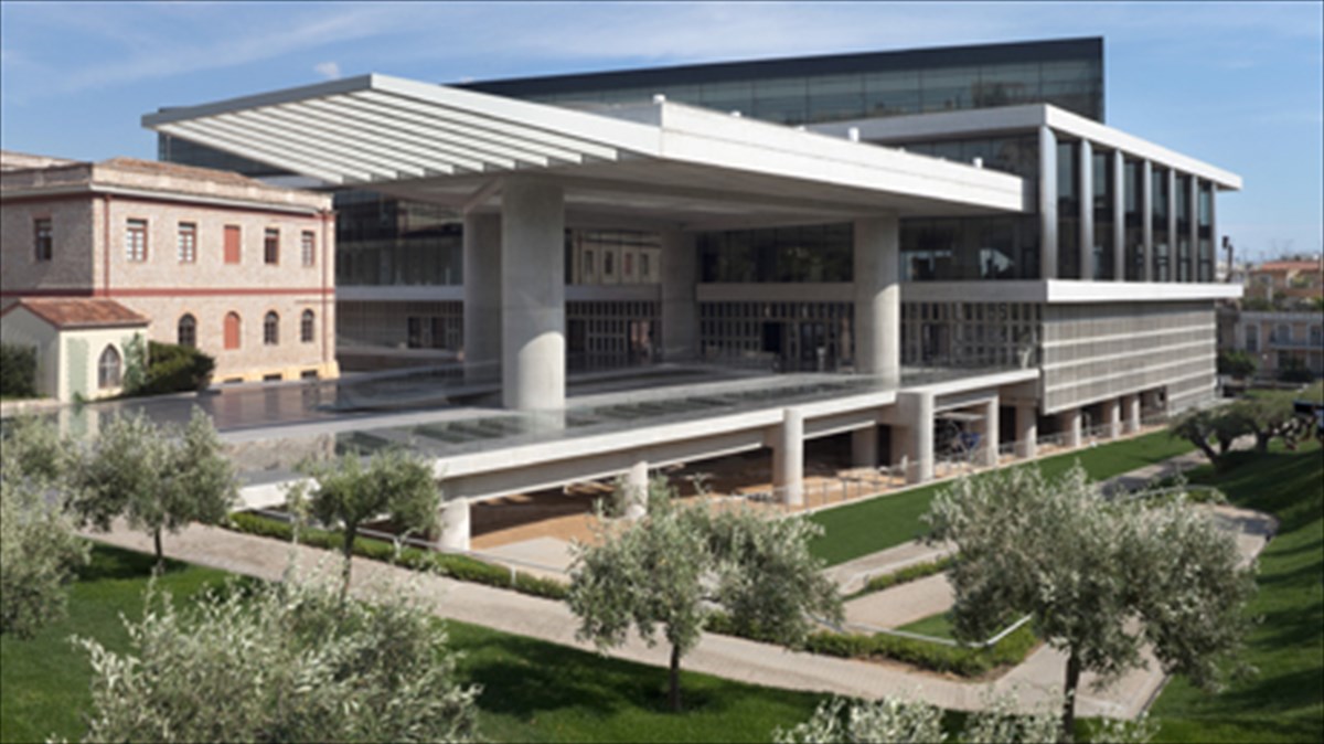 ta-trita-tou-genethlia-giortazei-to-mouseio-tis-akropolis