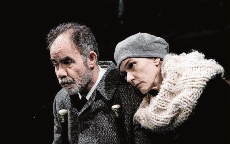 kritiki-an-kati-ksethaboun-ta-bitriolika-keimena-tou-tomas-mpernxarnt-einai-i-sullogiki-enoxi-sullogiki-enoxi