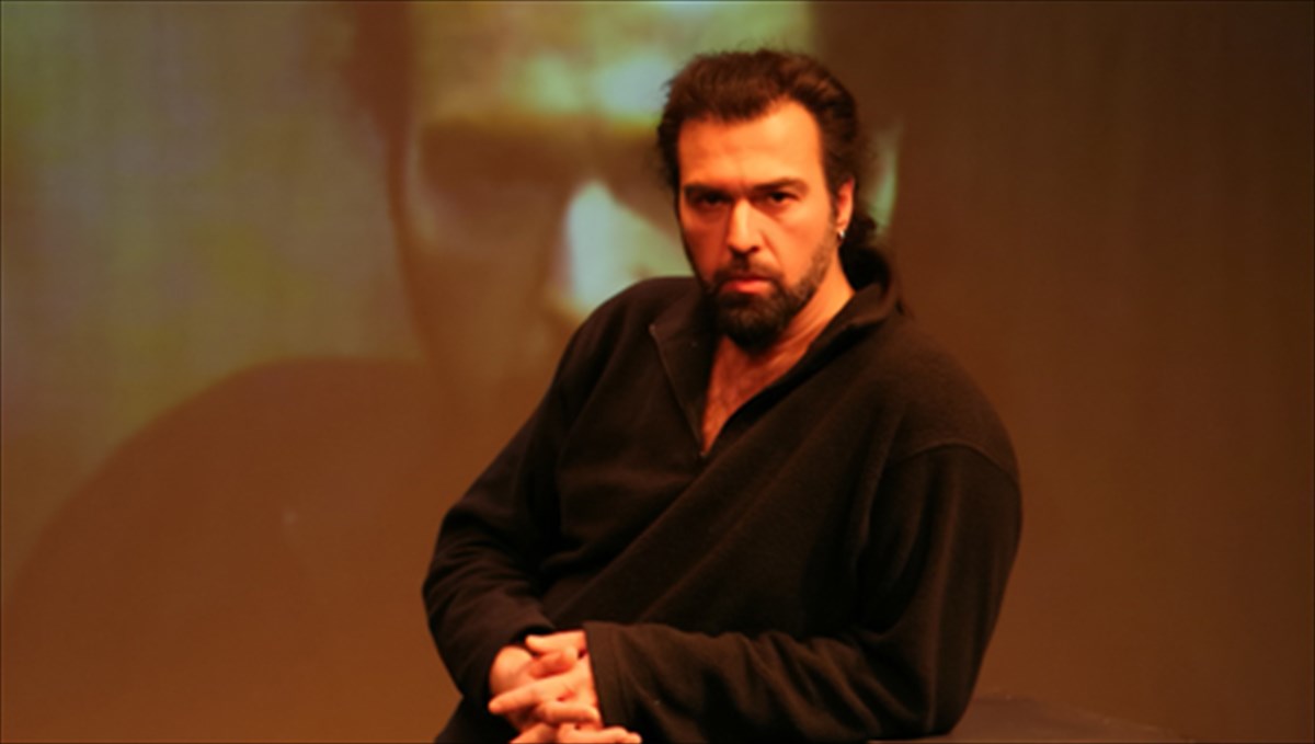 konstantinos-konstantopoulos-h-torini-krisi-einai-eukairia-gia-perisullogi-kai-endoskopisi