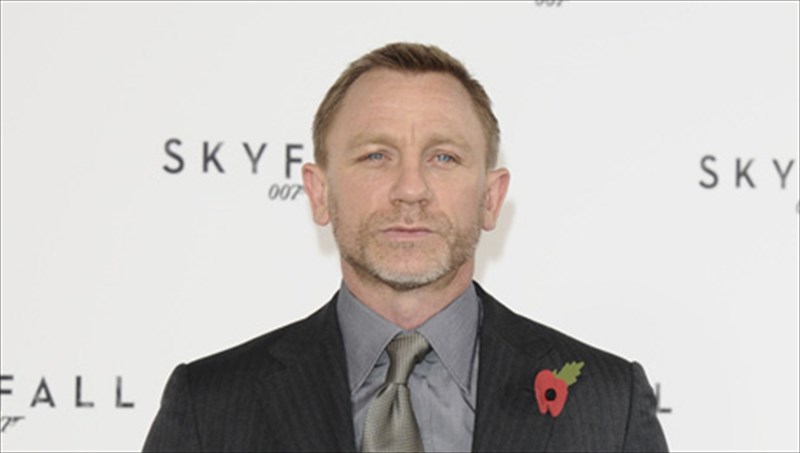 o-tzeims-mpont-giortazei-ta-50a-tou-genethlia